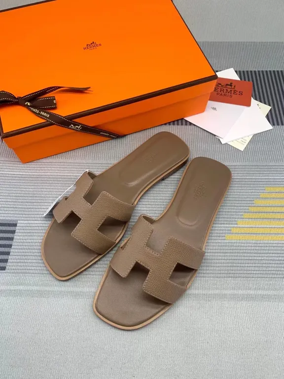 Hermes Shoe 